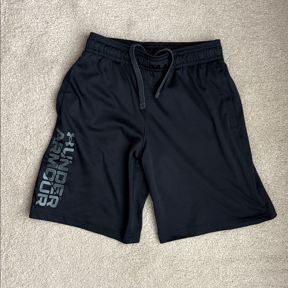 Boys Under Armour Shorts Bundle - Picture 5 of 10
